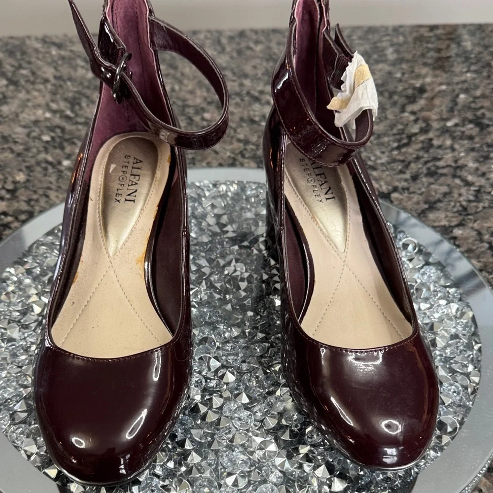 Alfani Dark Burgundy glossy Heels NWOT 7.5 wide